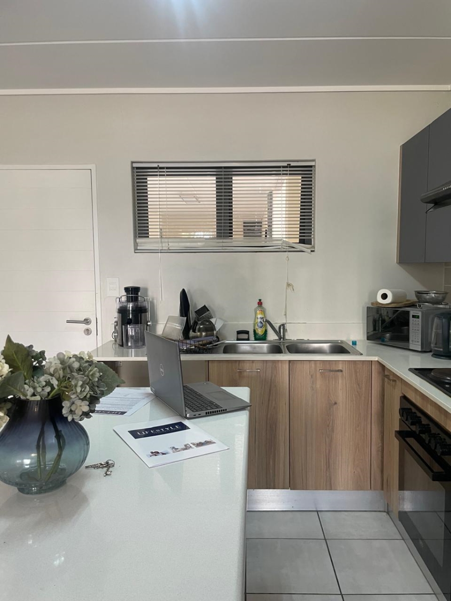 2 Bedroom Property for Sale in Linbro Park Gauteng