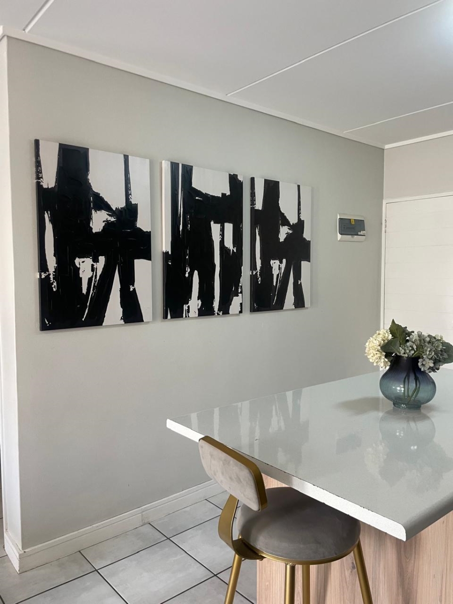 2 Bedroom Property for Sale in Linbro Park Gauteng