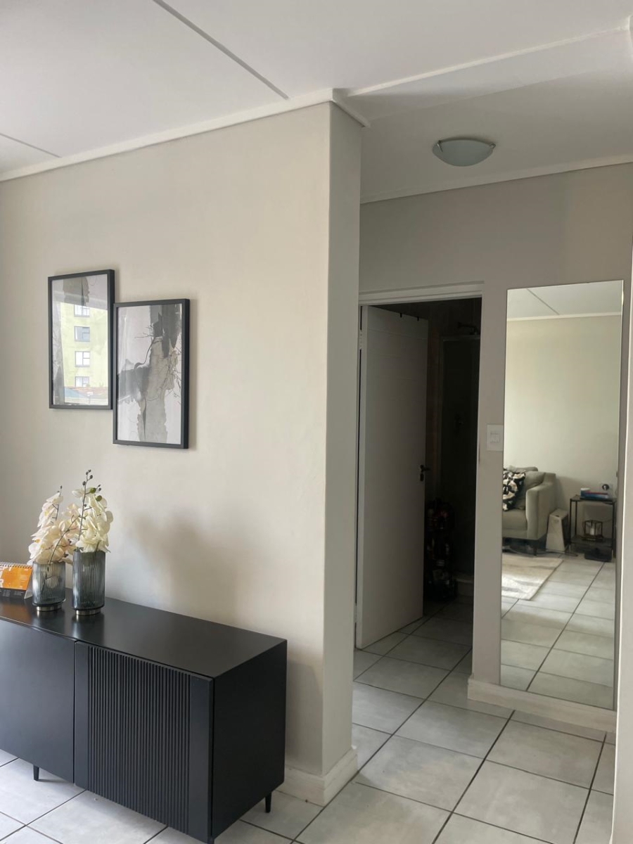 2 Bedroom Property for Sale in Linbro Park Gauteng