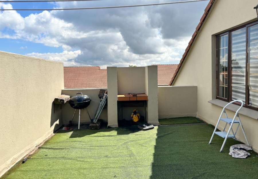 3 Bedroom Property for Sale in Bedfordview Gauteng