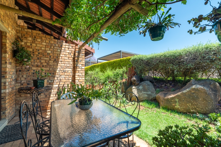 2 Bedroom Property for Sale in North Riding AH Gauteng