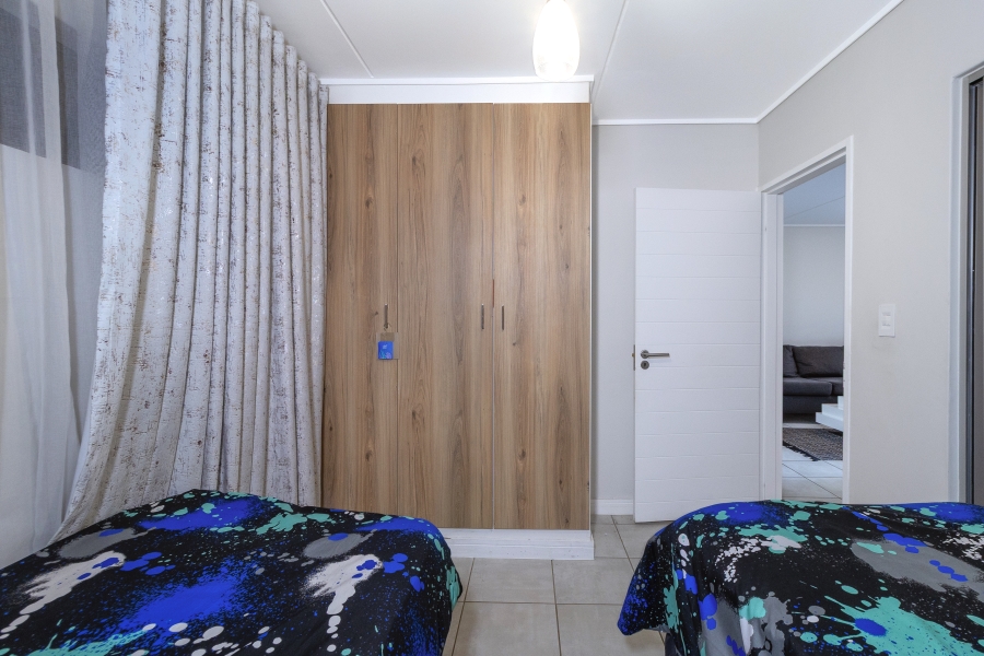 2 Bedroom Property for Sale in Linbro Park Gauteng