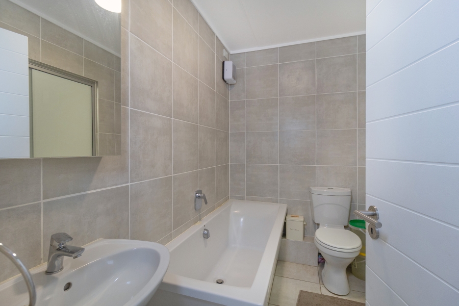 2 Bedroom Property for Sale in Linbro Park Gauteng