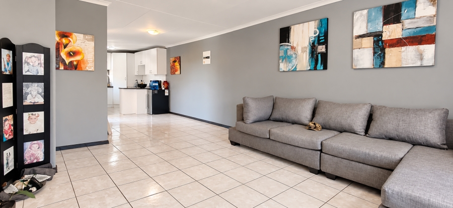 2 Bedroom Property for Sale in Beyers Park Gauteng
