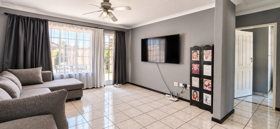 2 Bedroom Property for Sale in Beyers Park Gauteng