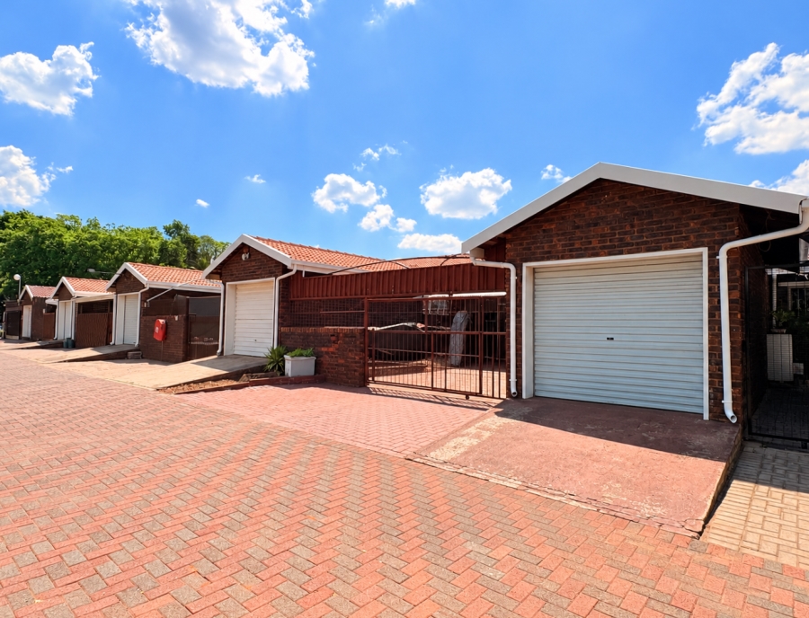 2 Bedroom Property for Sale in Duncanville Gauteng