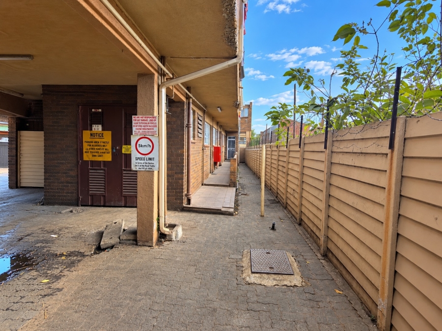 2 Bedroom Property for Sale in Vereeniging Gauteng