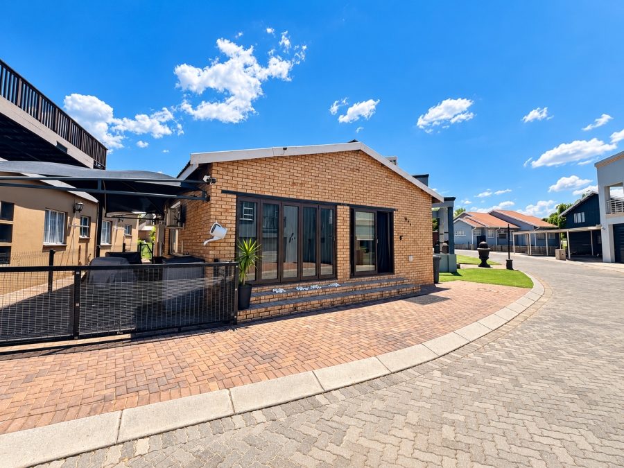 3 Bedroom Property for Sale in Misty Bay Gauteng