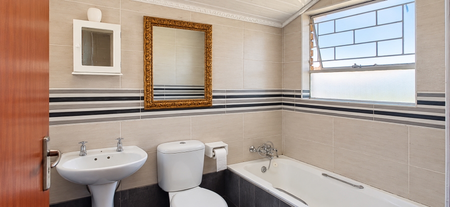 3 Bedroom Property for Sale in Three Rivers Gauteng