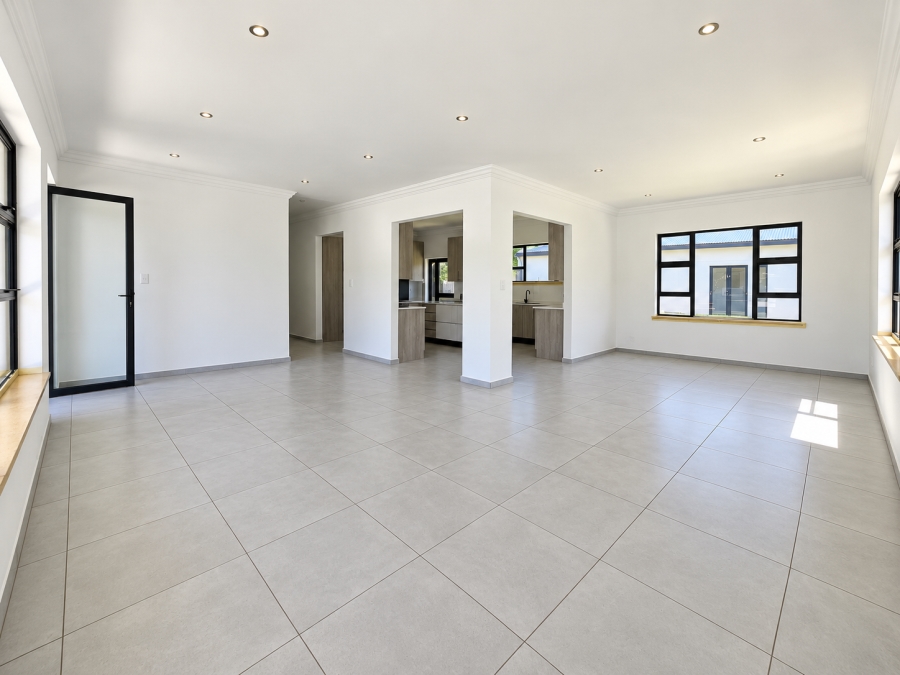 3 Bedroom Property for Sale in Meyerton Central Gauteng