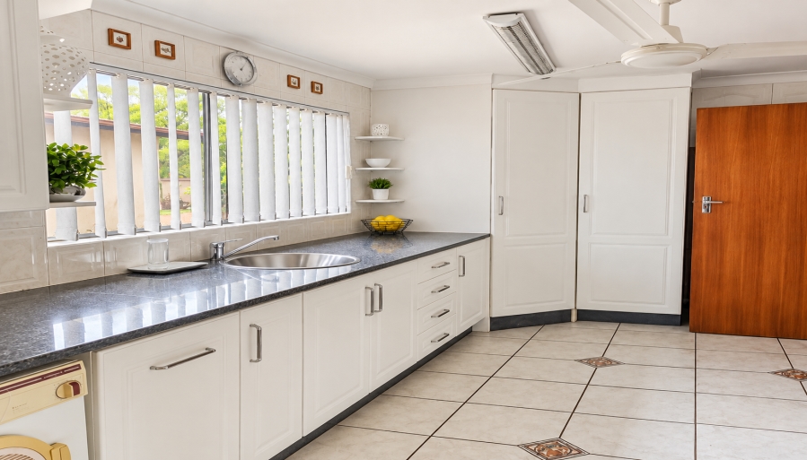 3 Bedroom Property for Sale in Klippoortje Gauteng