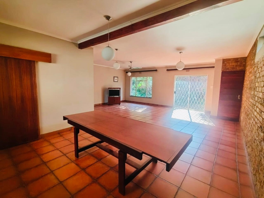 To Let 4 Bedroom Property for Rent in Van Riebeeck Park Gauteng