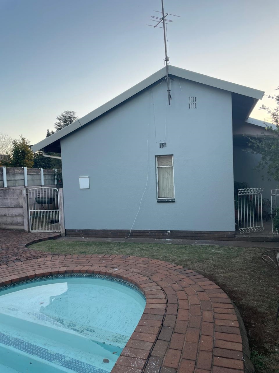 To Let 3 Bedroom Property for Rent in Cresslawn Gauteng