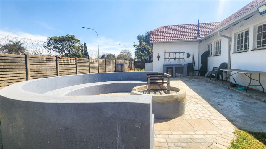 4 Bedroom Property for Sale in Birchleigh Gauteng