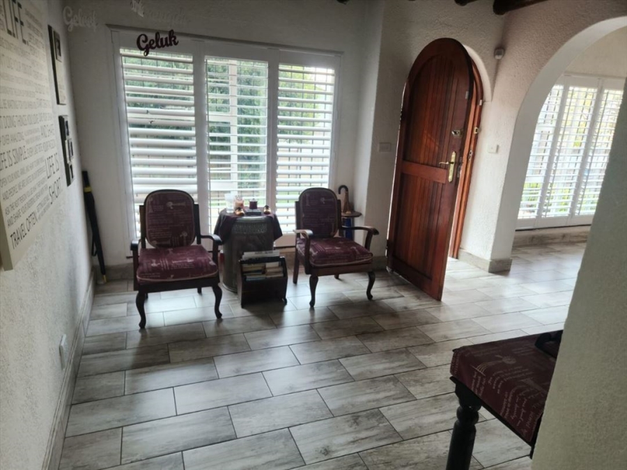 4 Bedroom Property for Sale in Van Riebeeck Park Gauteng