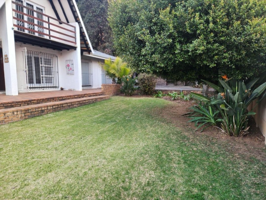 4 Bedroom Property for Sale in Van Riebeeck Park Gauteng