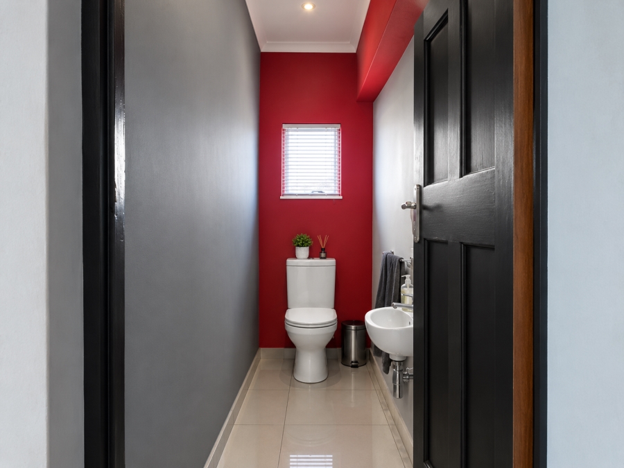 5 Bedroom Property for Sale in Boksburg South Gauteng