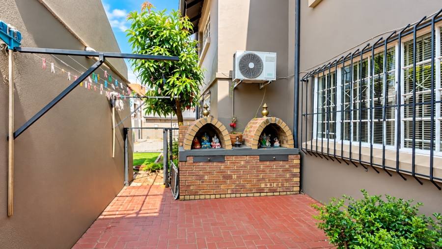 3 Bedroom Property for Sale in Equestria Gauteng