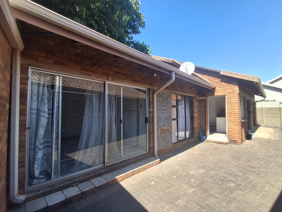 17 Bedroom Property for Sale in Vanderbijlpark SE 7 Gauteng