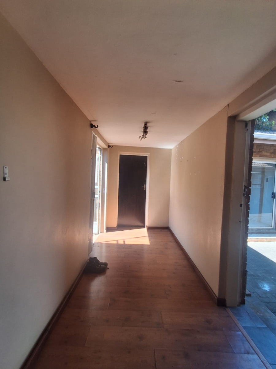17 Bedroom Property for Sale in Vanderbijlpark SE 7 Gauteng