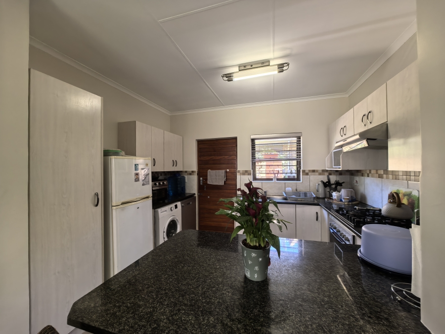 2 Bedroom Property for Sale in Olivedale Gauteng