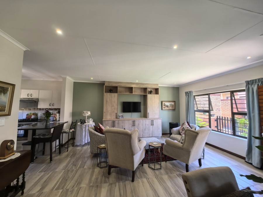 2 Bedroom Property for Sale in Olivedale Gauteng