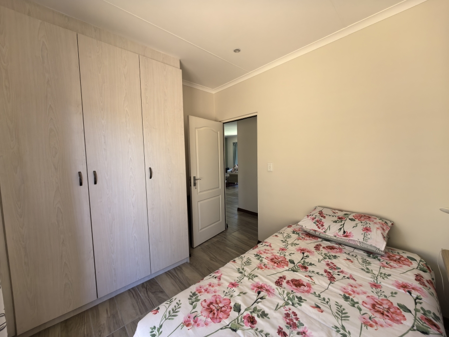2 Bedroom Property for Sale in Olivedale Gauteng