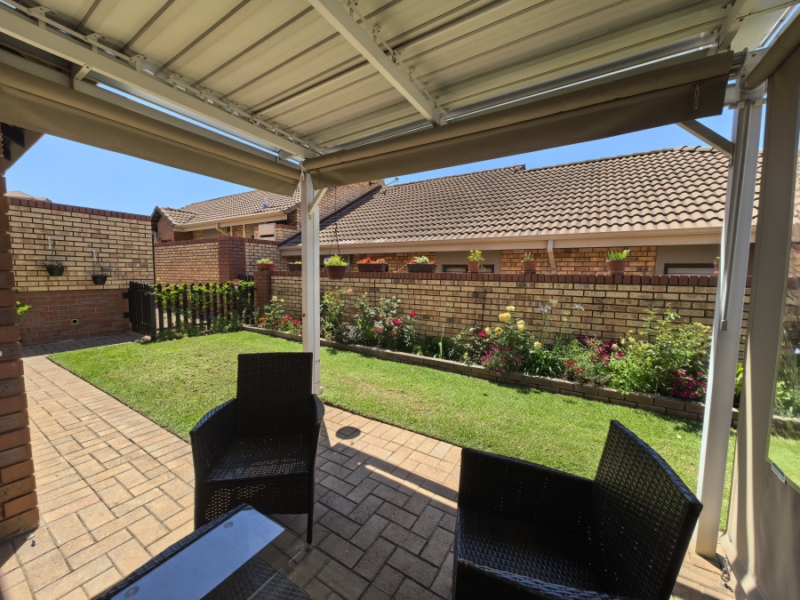 2 Bedroom Property for Sale in Olivedale Gauteng