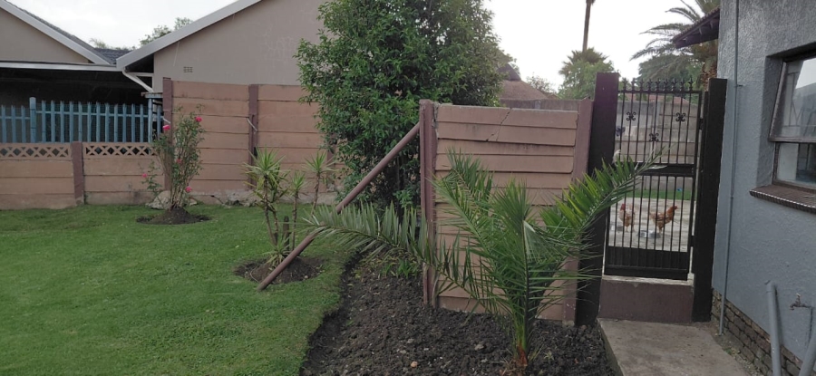 To Let 3 Bedroom Property for Rent in Roodekop Gauteng