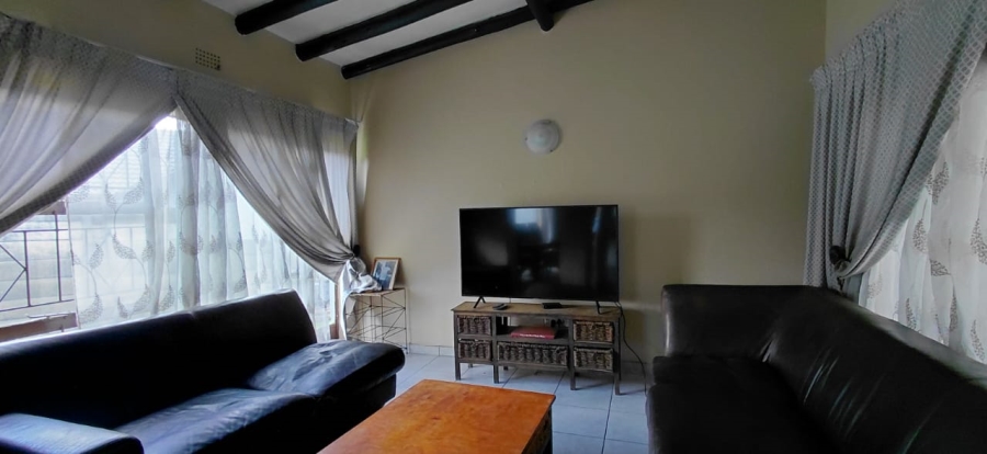 To Let 3 Bedroom Property for Rent in Roodekop Gauteng