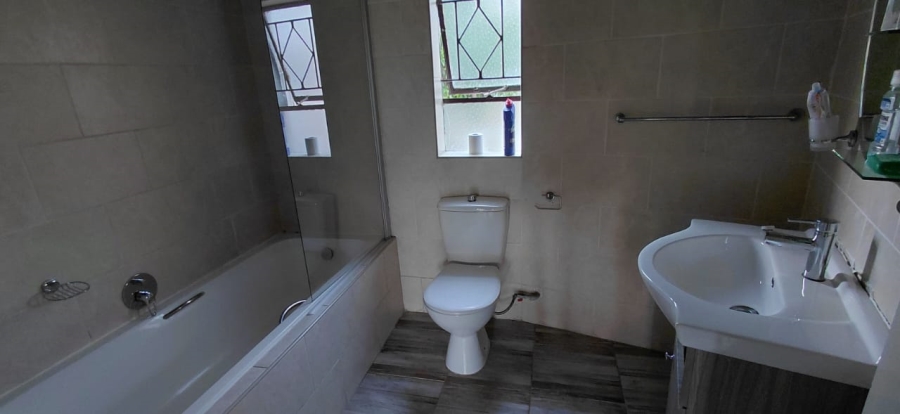 To Let 3 Bedroom Property for Rent in Roodekop Gauteng