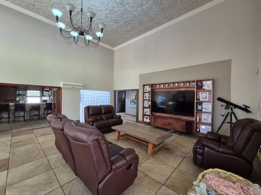 4 Bedroom Property for Sale in Vanderbijlpark SW 5 Gauteng