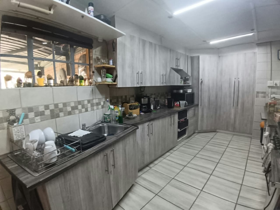 4 Bedroom Property for Sale in Dalview Gauteng