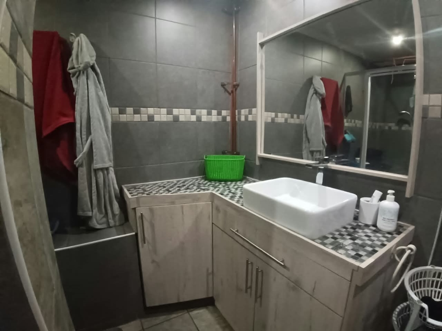 4 Bedroom Property for Sale in Dalview Gauteng