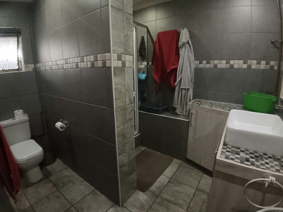4 Bedroom Property for Sale in Dalview Gauteng