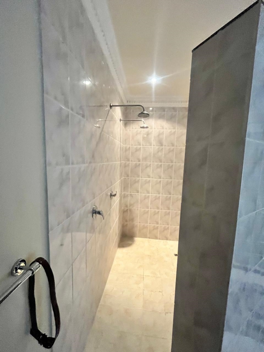 To Let 4 Bedroom Property for Rent in Faerie Glen Gauteng