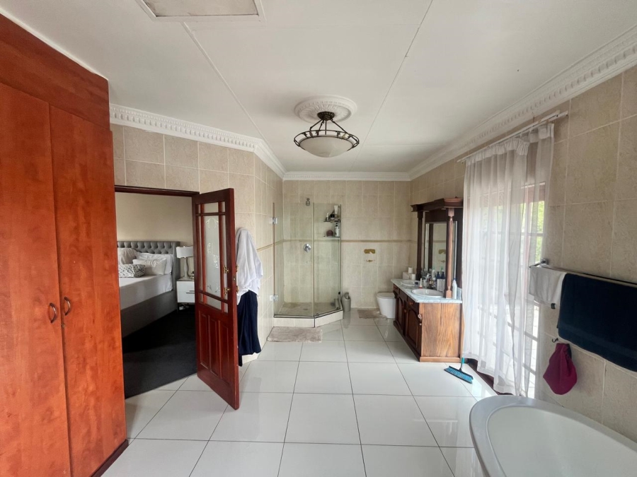 To Let 4 Bedroom Property for Rent in Faerie Glen Gauteng