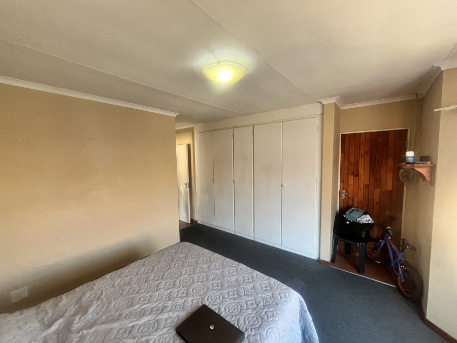 2 Bedroom Property for Sale in Erasmuskloof Gauteng