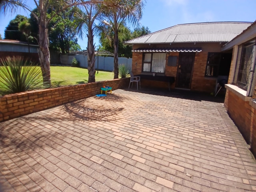 3 Bedroom Property for Sale in Primrose Gauteng