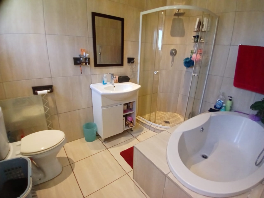 3 Bedroom Property for Sale in Primrose Gauteng