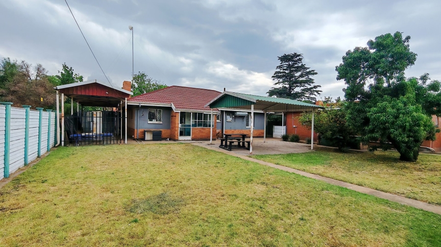 3 Bedroom Property for Sale in Vanderbijlpark CE 2 Gauteng