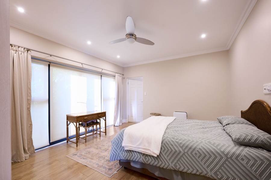 5 Bedroom Property for Sale in Waterfall Country Village Gauteng