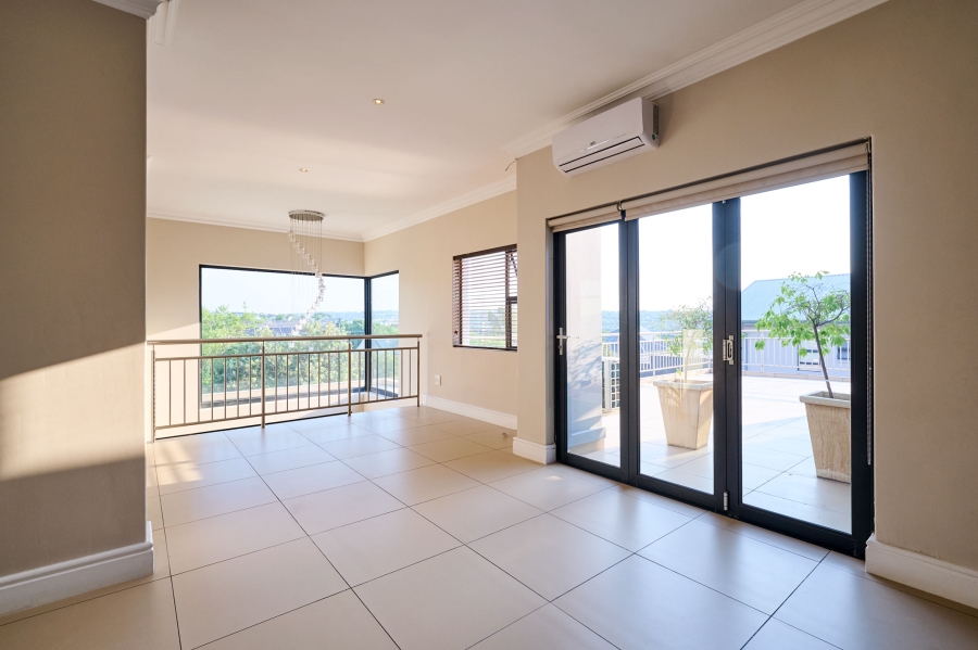 5 Bedroom Property for Sale in Waterfall Country Village Gauteng