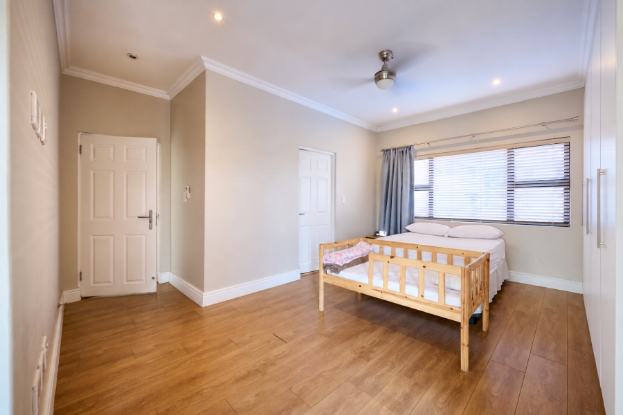 5 Bedroom Property for Sale in Waterfall Country Village Gauteng