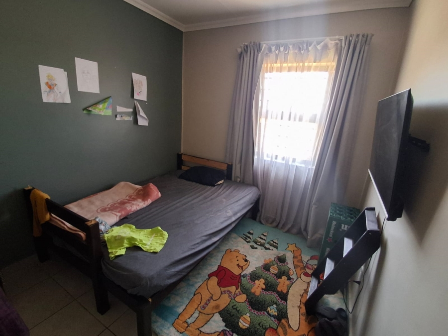 3 Bedroom Property for Sale in Lotus Gardens Gauteng