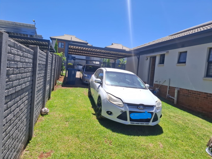 3 Bedroom Property for Sale in Lotus Gardens Gauteng