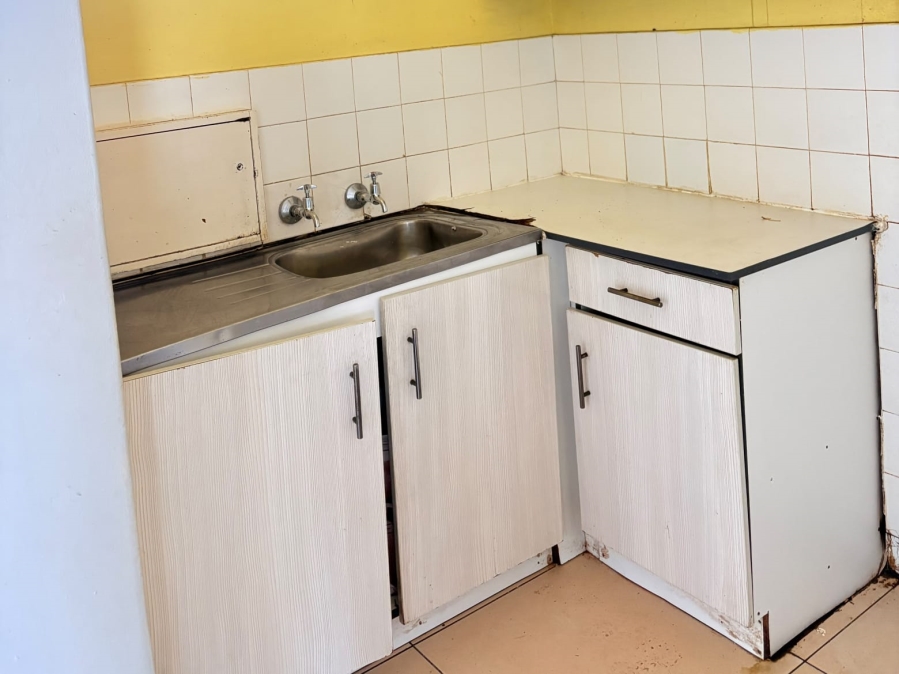 2 Bedroom Property for Sale in Baileys Muckleneuk Gauteng