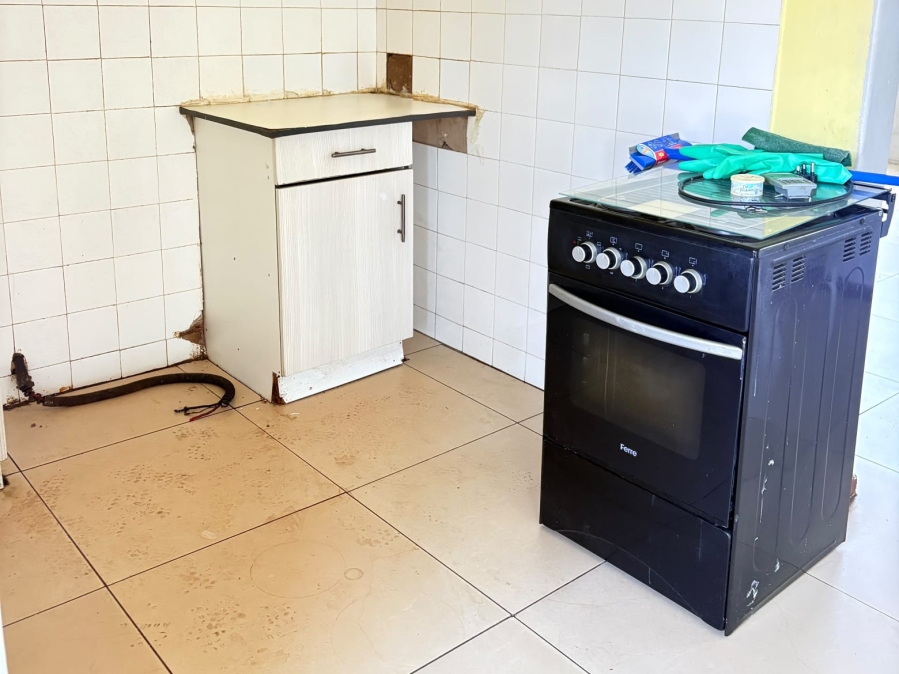 2 Bedroom Property for Sale in Baileys Muckleneuk Gauteng