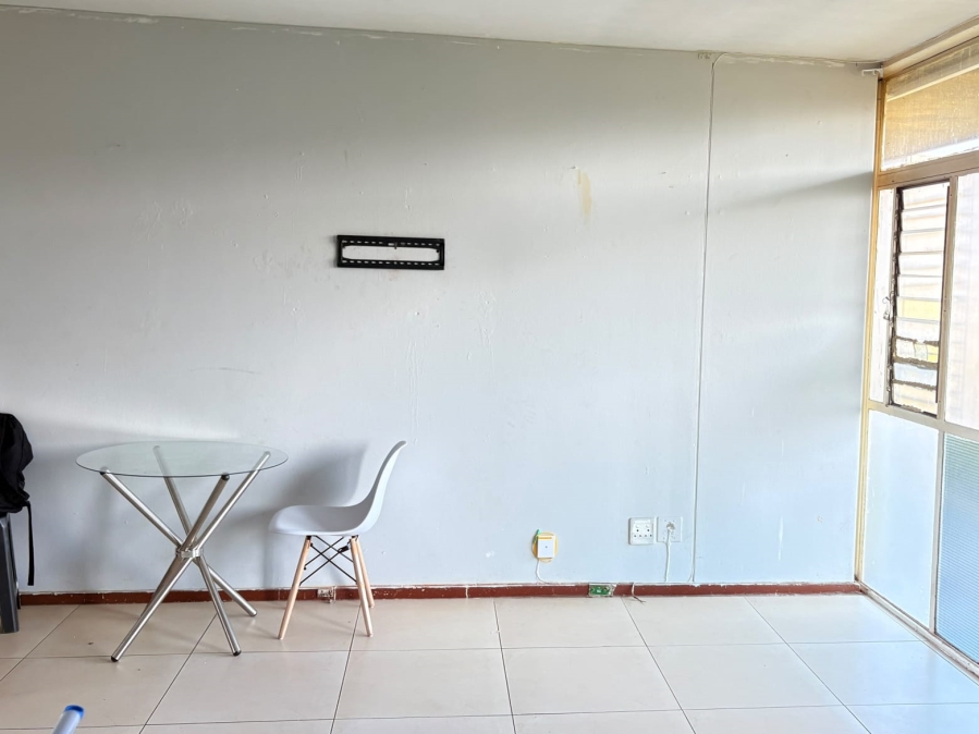 2 Bedroom Property for Sale in Baileys Muckleneuk Gauteng