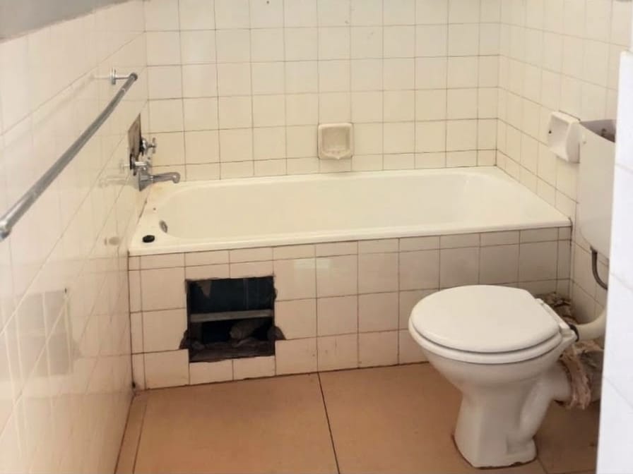 2 Bedroom Property for Sale in Baileys Muckleneuk Gauteng